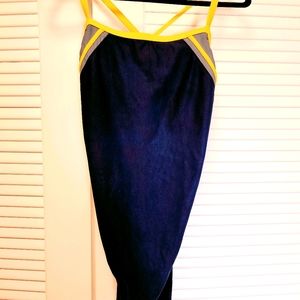 Sporti(?) Women's Swim Malliot Size 40